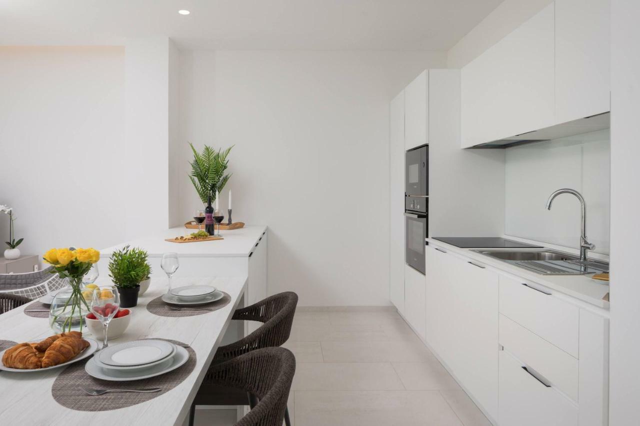 Luxury Design Beach Front Apartment Sukosan Exterior photo